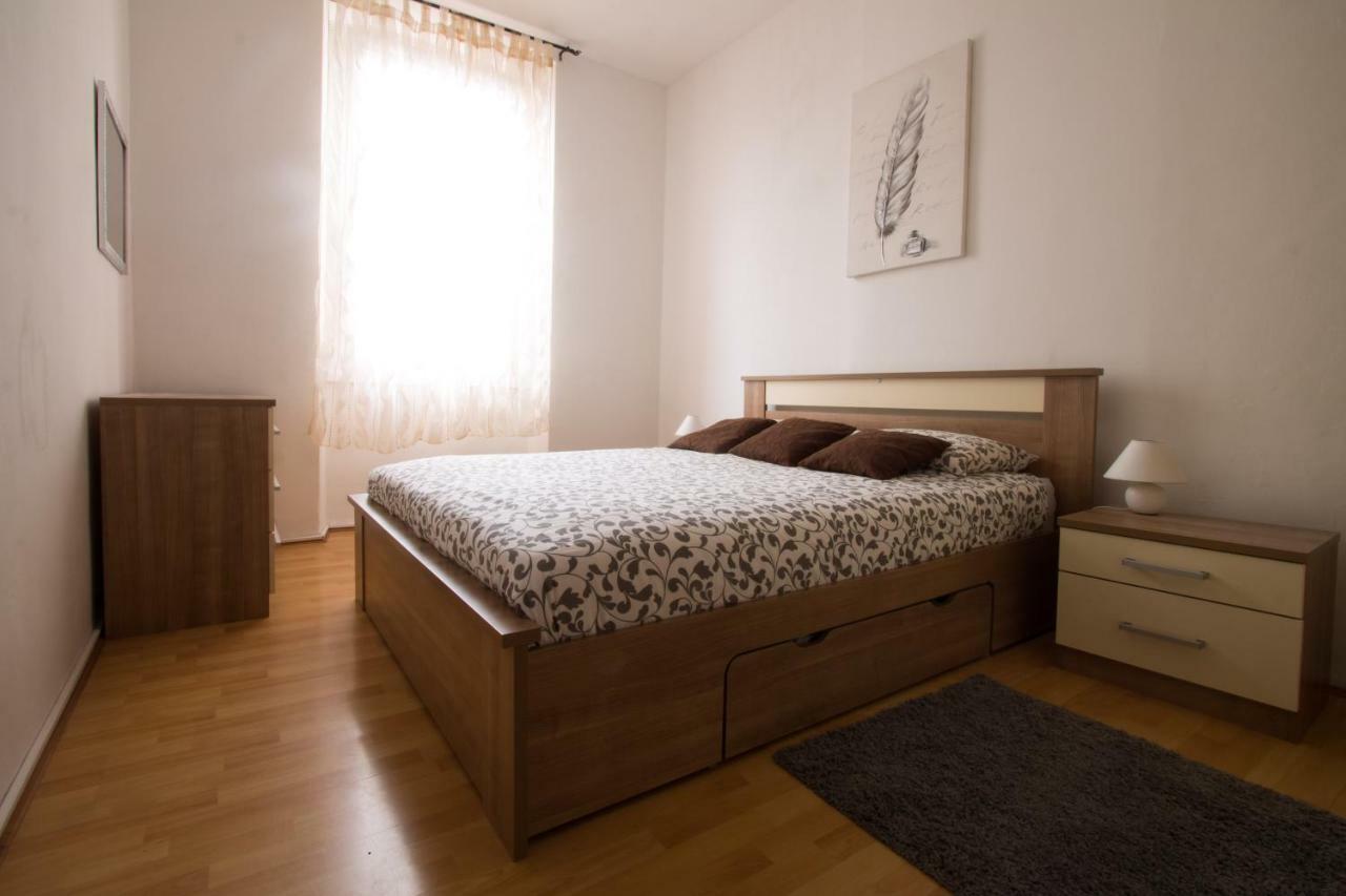 Apartment Eva 普拉 外观 照片
